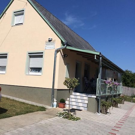 Kamilla Apartman Fonyód Zewnętrze zdjęcie